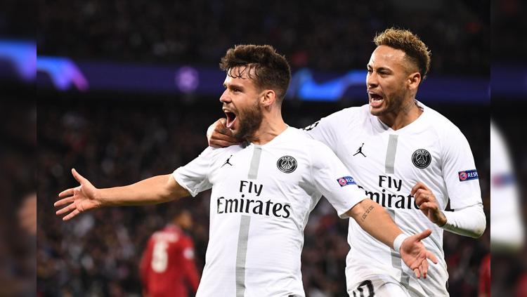 Juan Bernat saat merayakan gol laga PSG vs Liverpool di Liga Champions, Kamis (29/11/18).