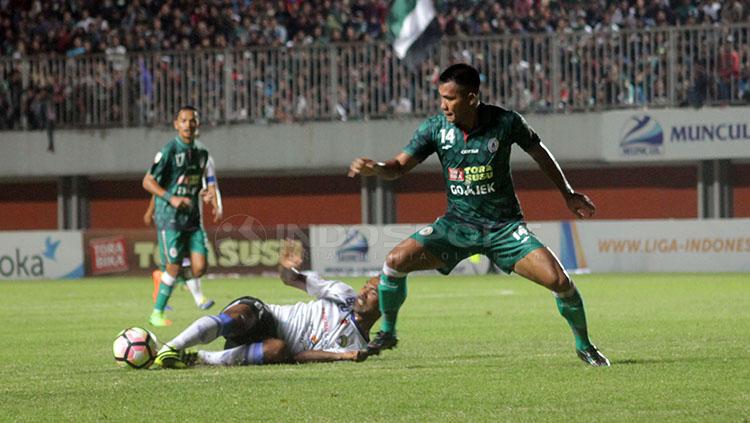 Riski Novriansyah saat di PSS Sleman Copyright: Ronald Seger Prabowo/INDOSPORT