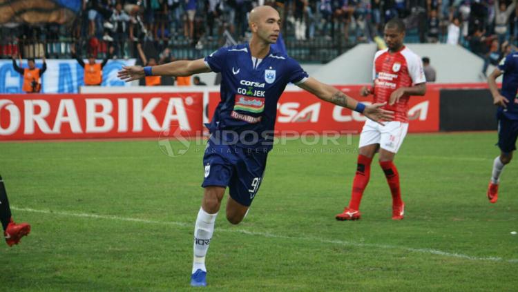 Bruno Silva, pemain PSIS Semarang. Copyright: Ronald Seger Prabowo/INDOSPORT