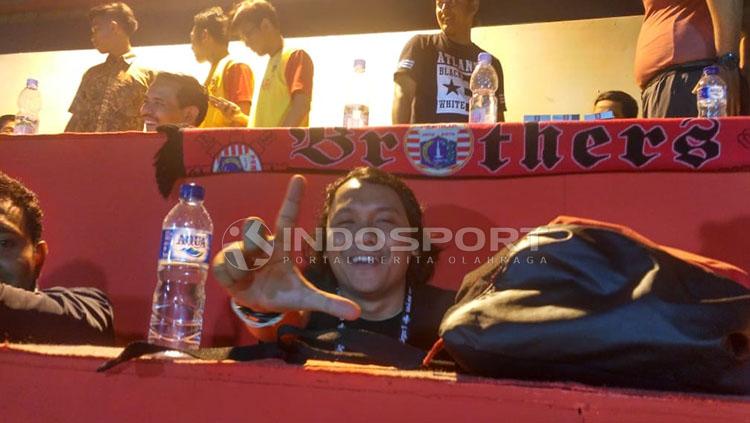 Terdapat suporter Persija Jakarta di pertandingan Bhayangkara FC VS PSM Makassar