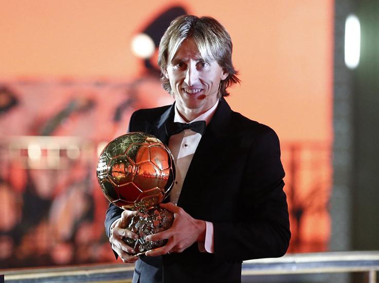 Modric memenangkan Ballon d