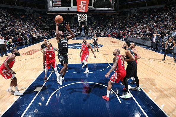 Duel pertandingan NBA antara Minnesota Timberwolves vs Houston Rockets. Copyright: INDOSPORT