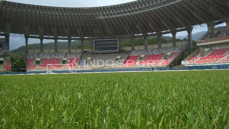 Kondisi terkini dari Stadion Papua Bangkit yang tengah dibangun. Copyright: Sudjarwo/INDOSPORT