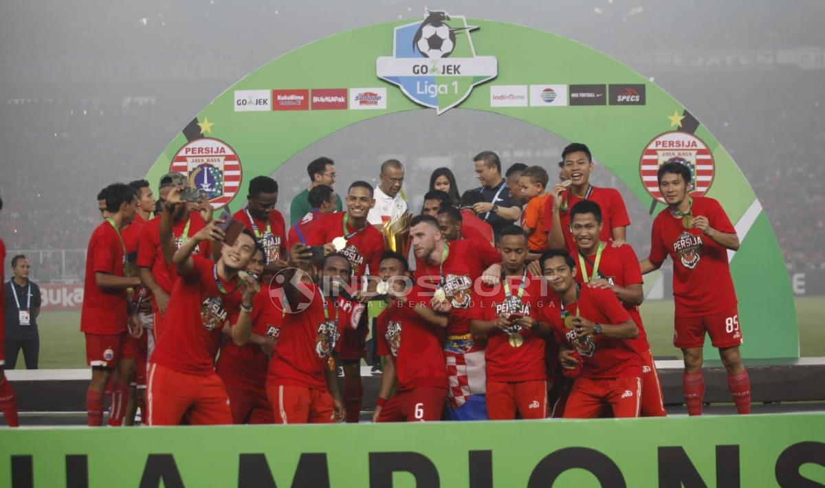 Pemain Persija Jakarta saat merayakan kemenangannya.