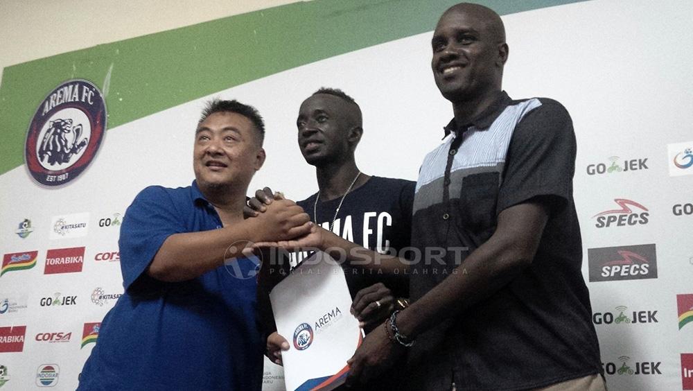 Perpanjangan kontrak Makan Konate bersama Arema FC.