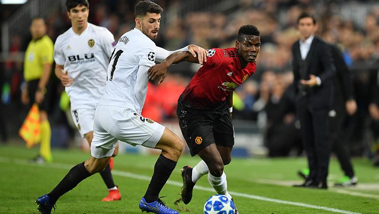 Cristiano Piccini dan Paul Pogba.