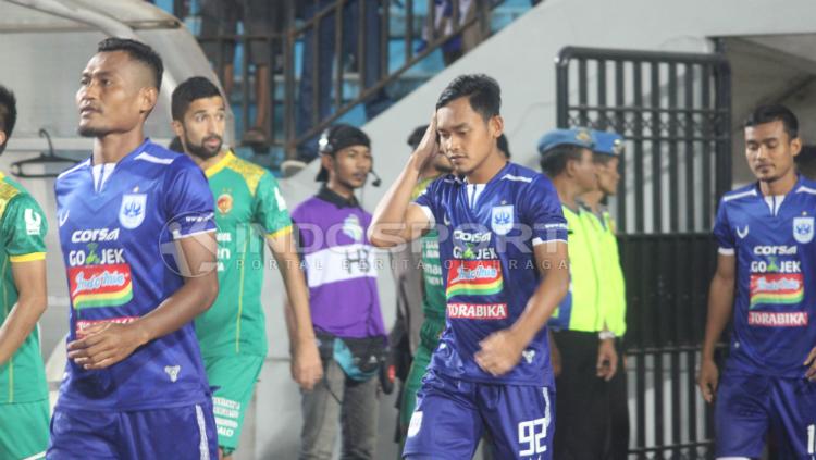 Pemain PSIS Semarang: (Dari kiri) Safrudin Tahar, Bayu Nugroho, Komarudin.