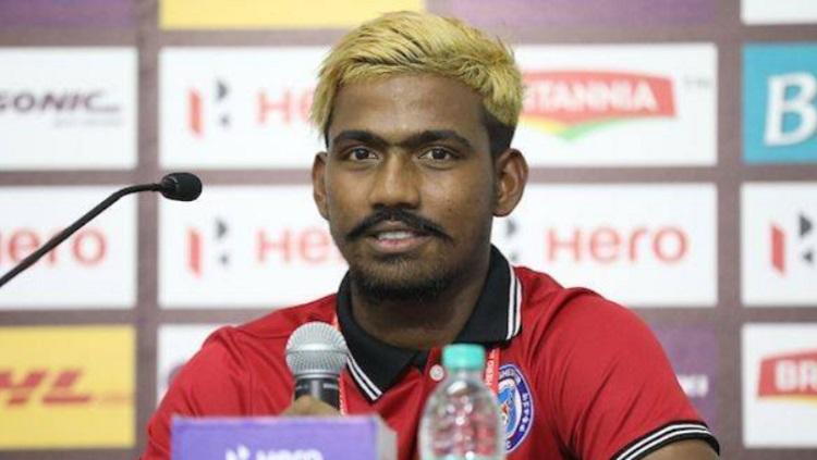 Gourav Mukhi diskors selama enam bulan karena telah melakukan penipuan usia
