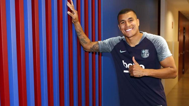 Jeisson Murillo resmi menjadi pemain baru Barcelona. Copyright: fcbarcelona.com