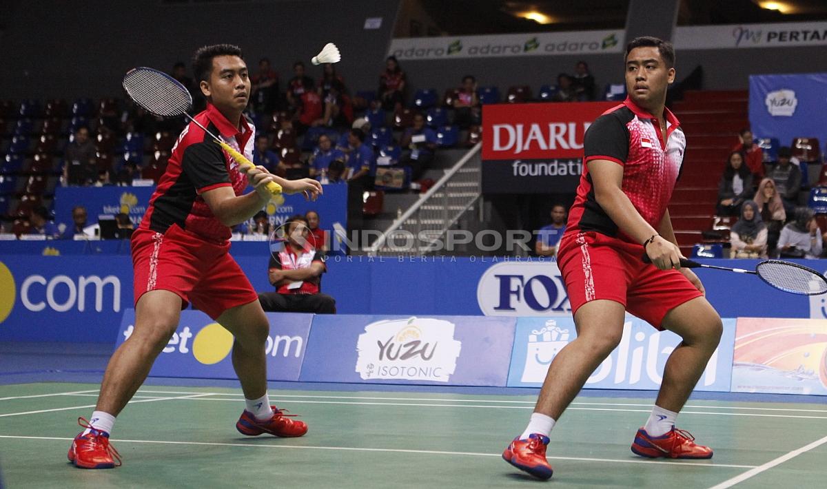 Menilik 3 atlet bulutangkis dunia yang kembar identik sampai bingungkan lawan, termasuk dari Indonesia, Syahrozi-Syahrizal, dan legenda China Luo Ying/Luo Yu.