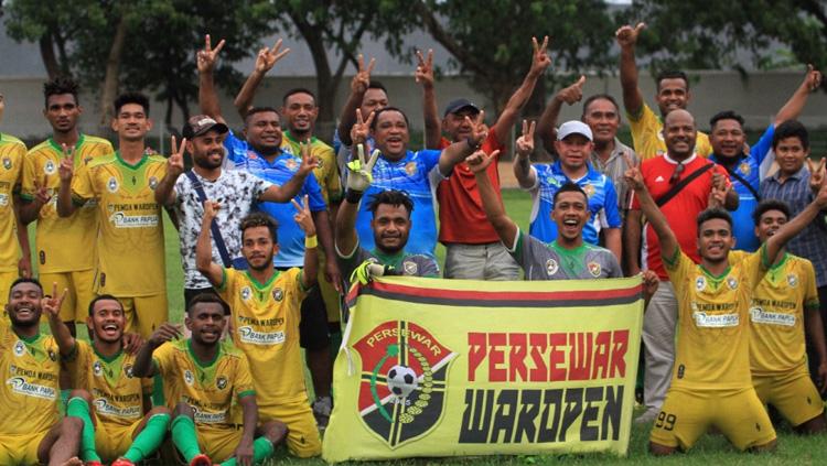 Skuat Persewar Waropen yang lolos promosi ke Liga 2 2019. Copyright: pssi.org