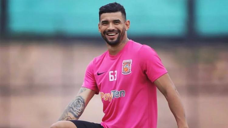 Renan da Silva Alves, bek yang sempat membela Borneo FC di Liga 1 2018. Copyright: Fox Sports
