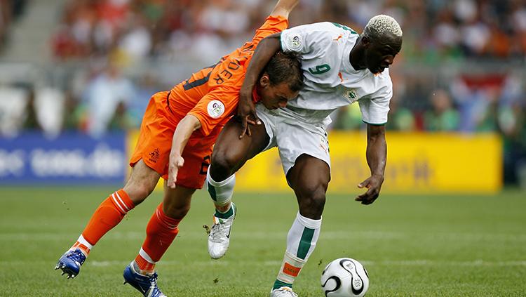 Arouna Kone saat tampil membela Pantai Gading di Piala Dunia 2006.