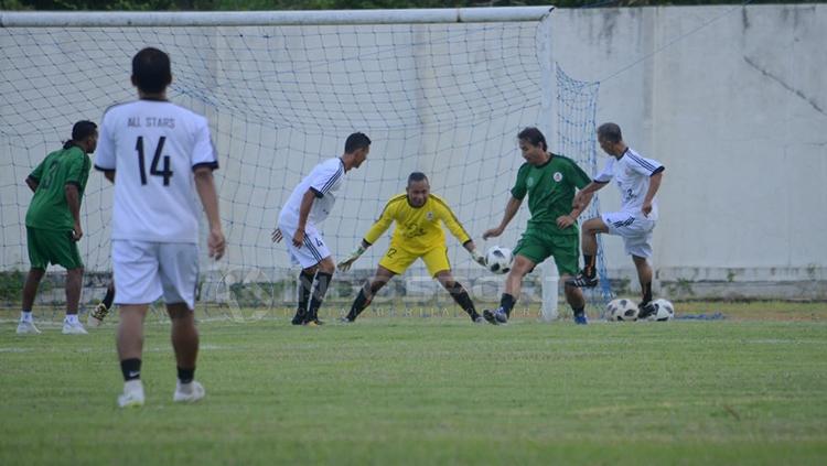 Timnas All Star lakukan latihan jelang Alex Noerdin Cup Copyright: Muhammad Effendi/INDOSPORT