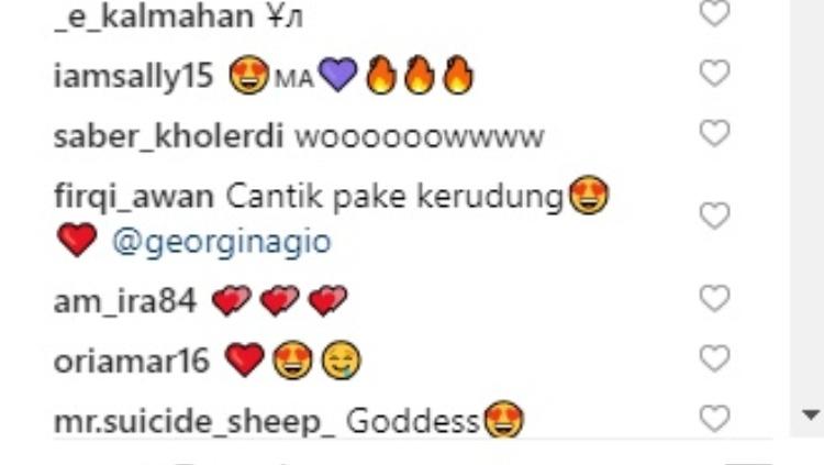 Komentar di akun Instagram Georgina Rodriguez Copyright: Instagram @georginagio