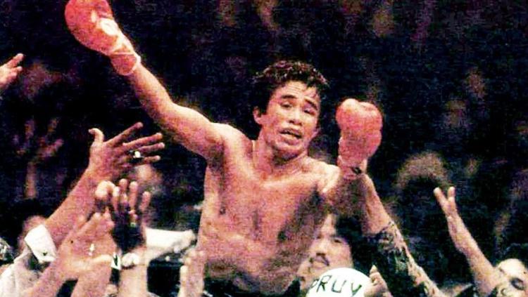 Ellyas Pical, saat merebut gelar juara IBF kelas bantam yunior - INDOSPORT