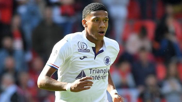 Jean Clair Todibo gelandang  Toulouse FC Copyright: INDOSPORT