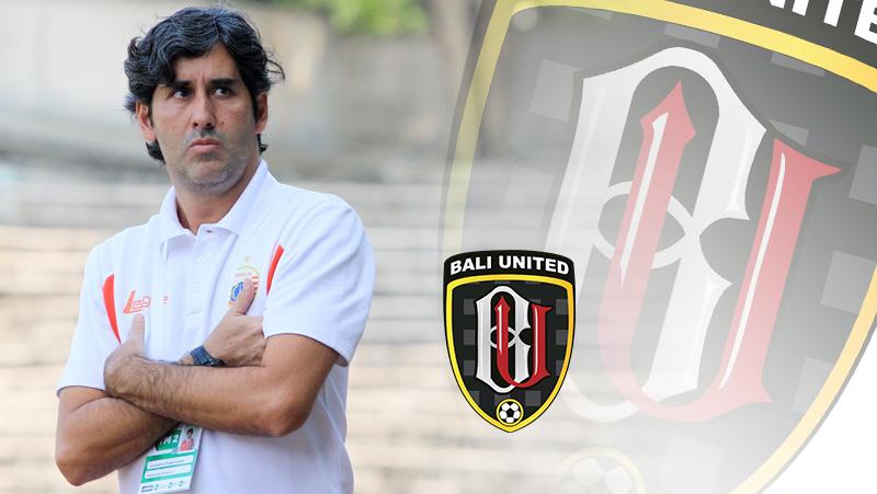 Stefano Cugurra Teco Pelatih Bali United.