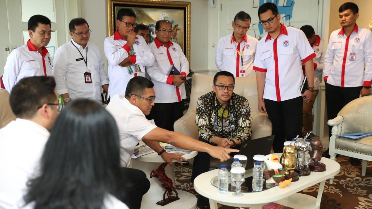 Menpora Imam Nahrawi mendukung (ITDC) yang akan membangun sirkuit MotoGP di daerah Mandalika, Lombok, Nusa Tenggara Barat. - INDOSPORT