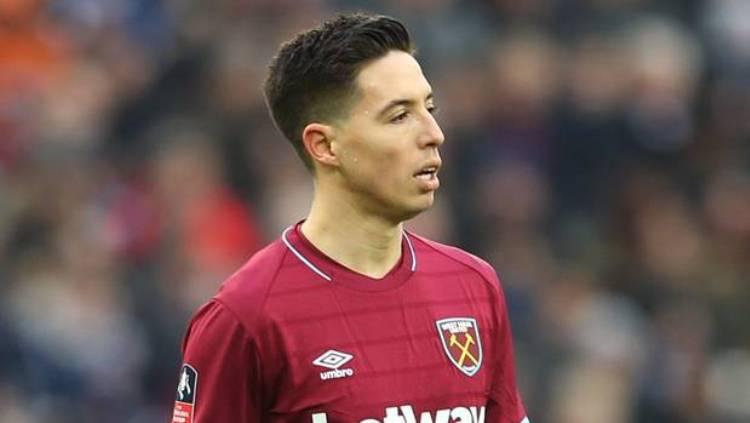 Samir Nasri menjadi starter West Ham ketika melawan Birmingham di ajang Piala FA. Copyright: PA/Steven Paston