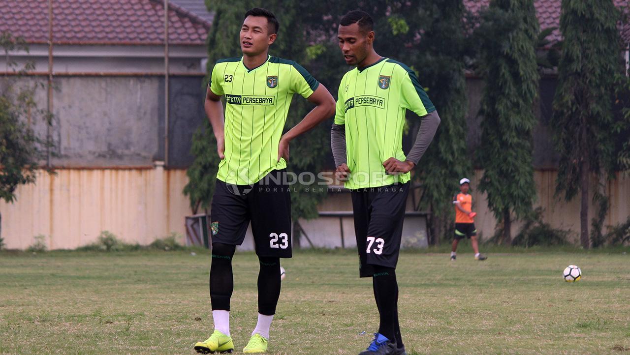 Hansamu Yama Pranata berbincang dengan Ruben Sanadi.