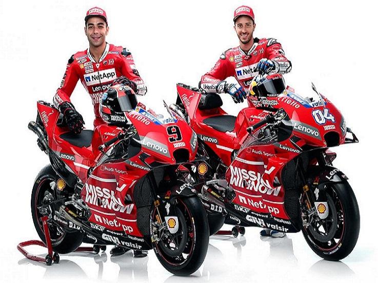 Dovizioso dan Petrucci Dengan Motor Baru Ducati Copyright: Dovizioso dan Petrucci Dengan Motor Baru Ducati