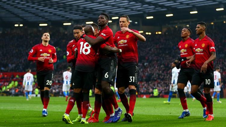 Para pemain Manchester United merayakan gol ke gawang Brighton & Hove Albion pada ajang Liga Primer Inggris, Sabtu (19/01/19).