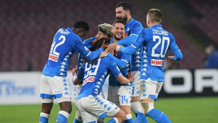 Selebrasi para pemain Napoli usai Arkadiusz Milik mencetak gol ke gawang Lazio, Senin (21/01/19) dini hari WIB.