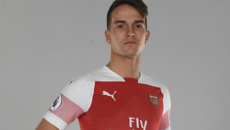 Denis Suarez resmi berseragam Arsenal.