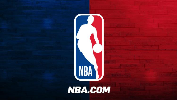 Logo NBA merupakan salah satu logo yang paling ikonik. Logo tersebut memadukan warna merah, putih, biru, dan ditambah siluet pemain basket. - INDOSPORT
