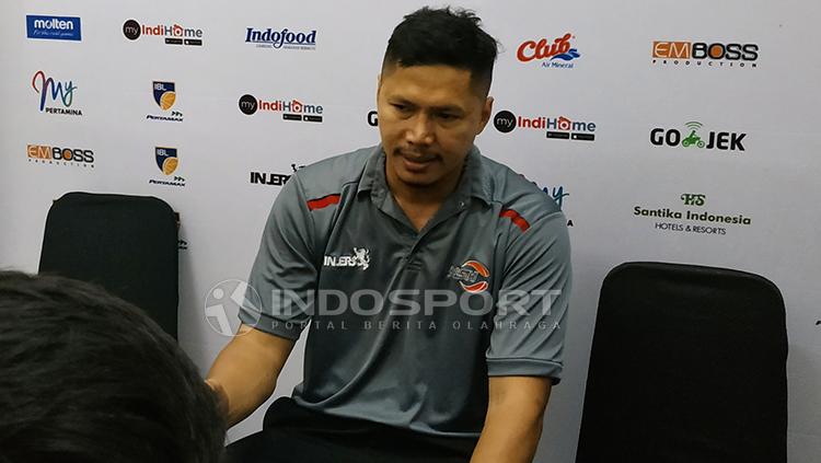 Pelatih NSH Wahyu Widayat Jati saat konfrensi pers, Sabtu (2/2/19).