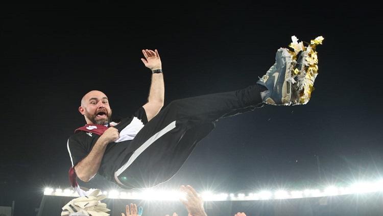 Termasuk pelatih Timnas Qatar di Piala Dunia 2022, berikut adalah enam pelatih kelas dunia yang tidak pernah mencicipi jadi pemain sepak bola. - INDOSPORT