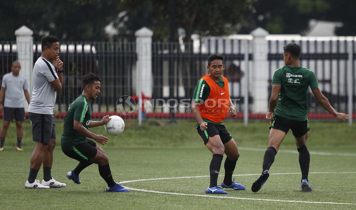 Timnas U-22 akan melawan Bhayangkara FC pada laga uji coba Rabu besok di stadion Patriot Bekasi.
