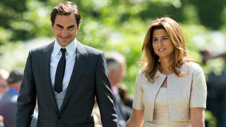 Roger Federer dan sang istri, Mirka. - INDOSPORT