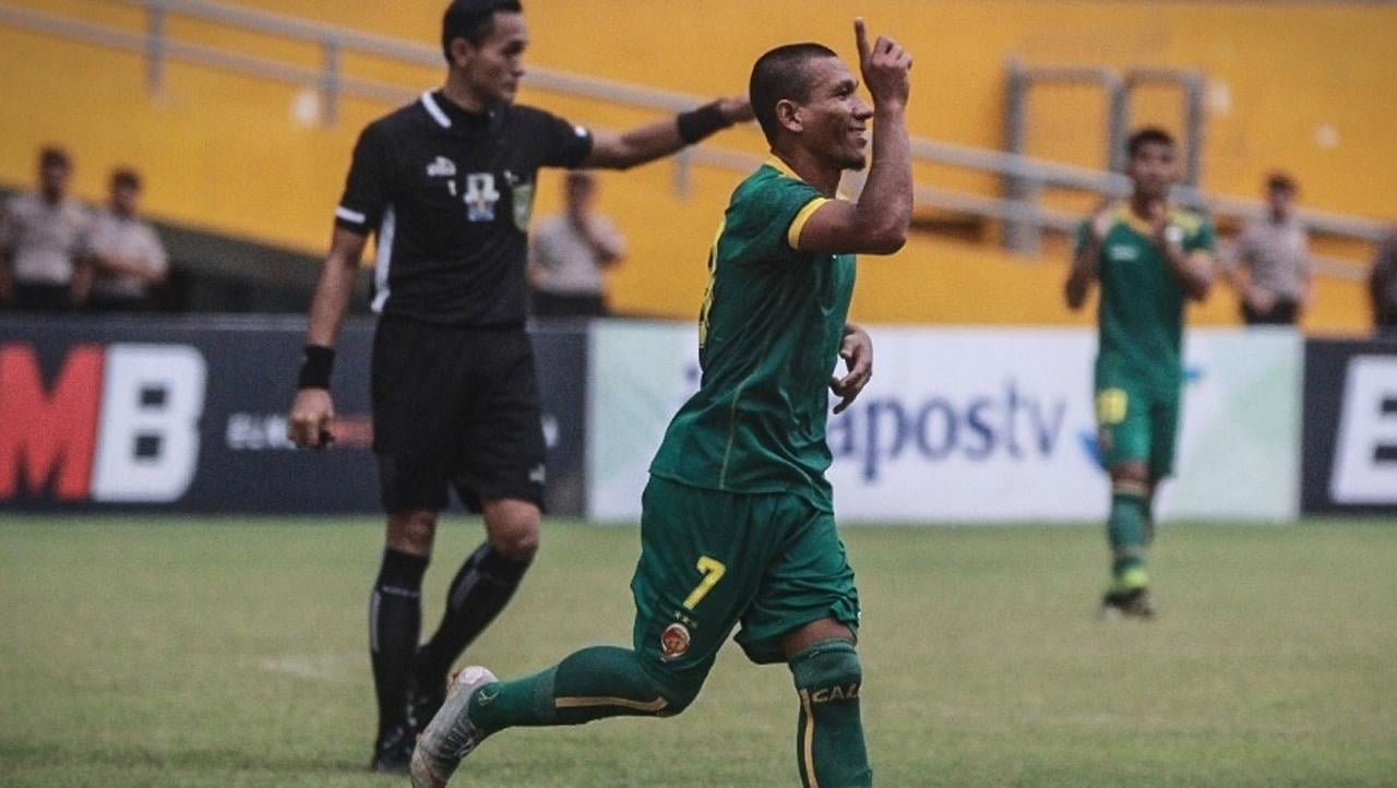 Sriwijaya FC sukses merebut satu tiket ke babak 16 besar Kratingdaeng Piala Indonesia, setelah bermain imbang 1-1 dengan tuan rumah PS Keluarga USU Medan, di Stadion Mini USU, Medan, Kamis (7/2). - INDOSPORT