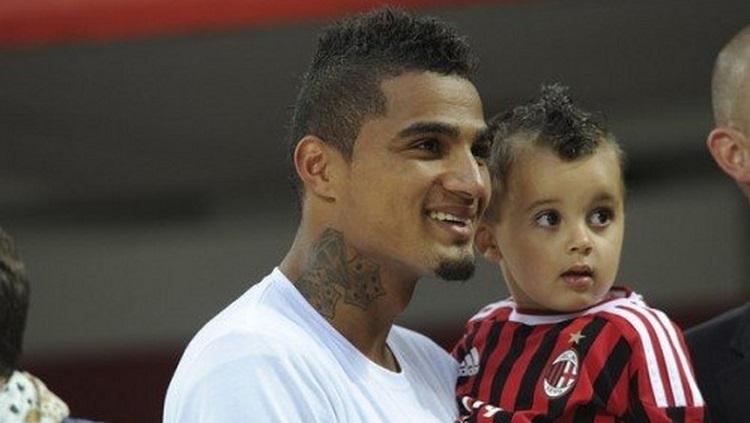 Eks pemain sepak bola AC Milan, Kevin-Prince Boateng, tidak menerima tawaran dari Eintracht Frankfurt hanya demi kembali berkumpul dengan istrinya.