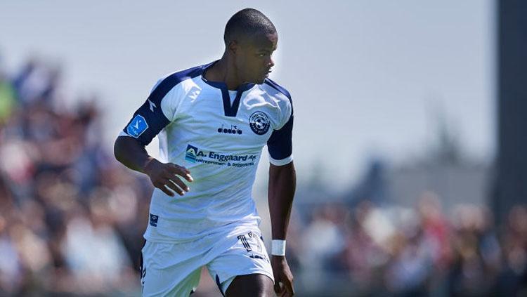 Stirker asal Brasil, Washington Brandao.