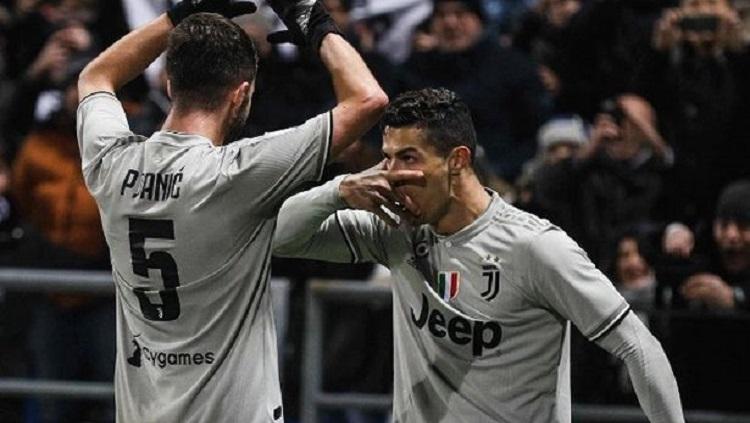 Selebrasi toping Cristiano Ronaldo yang meniru Paulo Dybala di laga Sassuolo vs Juventus