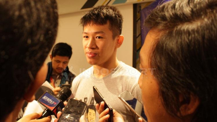Pemain Timnas Basket Indonesia, Abraham Damar meladeni tantangan jawab cepat dari INDOSPORT.