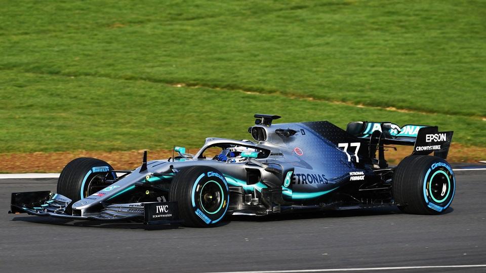 Mobil Mercedes W10 yang akan digunakan Lewis Hamilton di Formula 1 2019 Copyright: Twitter/Mercedes-AMG F1