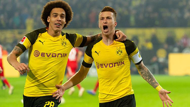 Axel Witsel (kiri) dan Marco Reus, 2 bintang Borussia Dortmund. Copyright: INDOSPORT