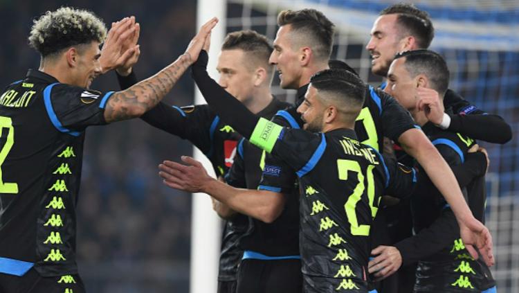 Selebrasi para pemain Napoli usai cetak gol ke gawang Napoli, Jumat (15/02/19). - INDOSPORT