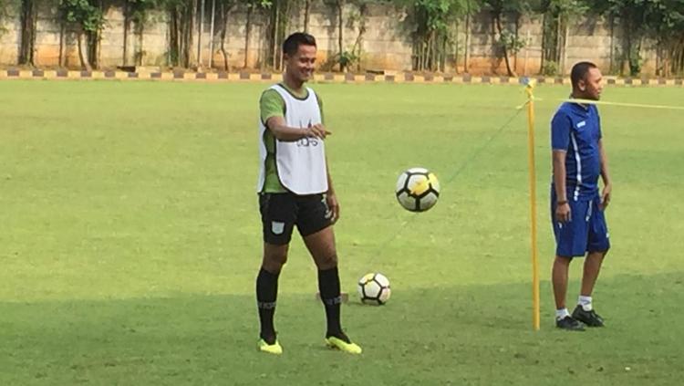 Muhammad Roby menghimbau rekan-rekannya di Persita Tangerang tidak besar kepala lantara sudah dua kali menang besar di Liga 2 2019.