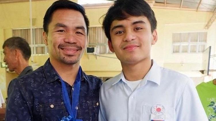 Putra sulung Manny Pacquiao, Emmanuel Pacquiao atau yang akrab disapa Jimuel ternyata juga mewarisi kehabatan sang ayah di atas ring tinju. - INDOSPORT