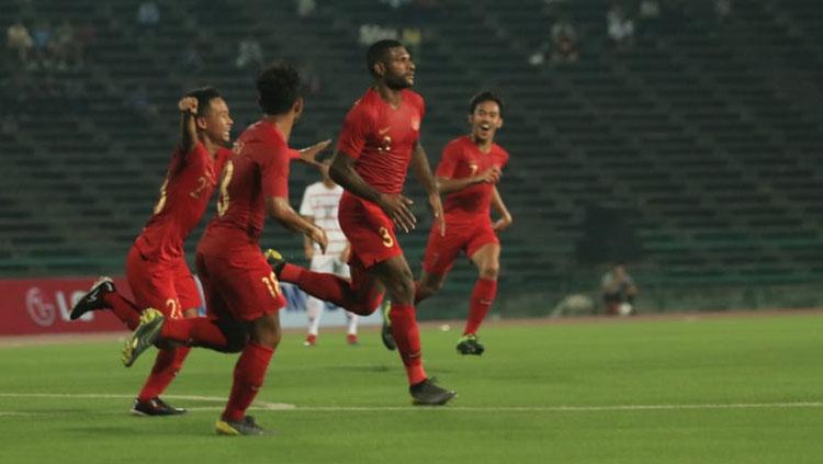 Aksi selebrasi pemain Timnas Indonesia usai Marinus mencetak gol - INDOSPORT