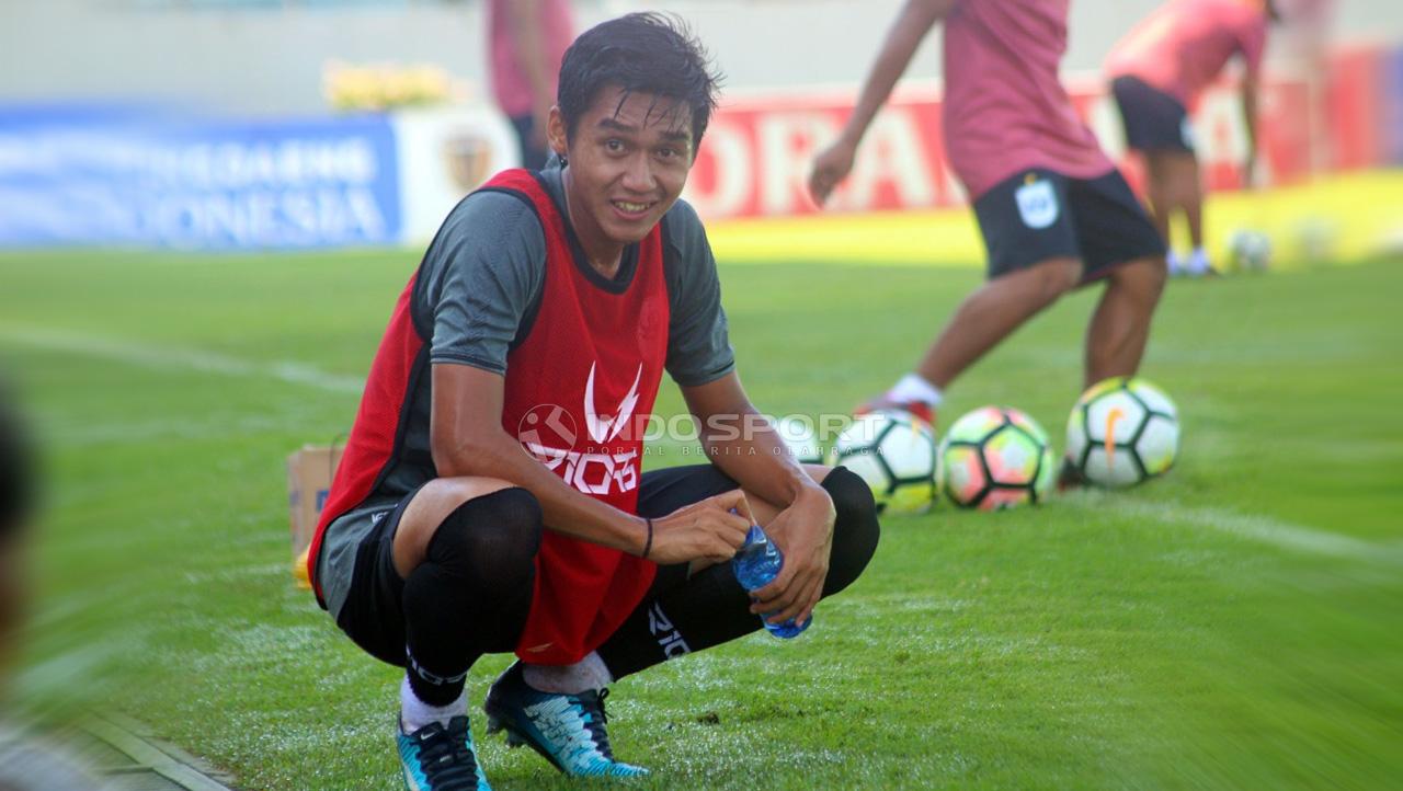 Gelandang PSIS Semarang, Septian David Maulana, dalam sesi latihan menjelang kick-off Liga 1 di Stadion Moch Soebroto, Magelang, Minggu (23/2/19). - INDOSPORT