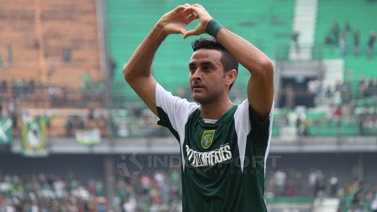 Otavio Dutra melakukan selebrasi usai cetak gol Copyright: Fitra Herdian/INDOSPORT