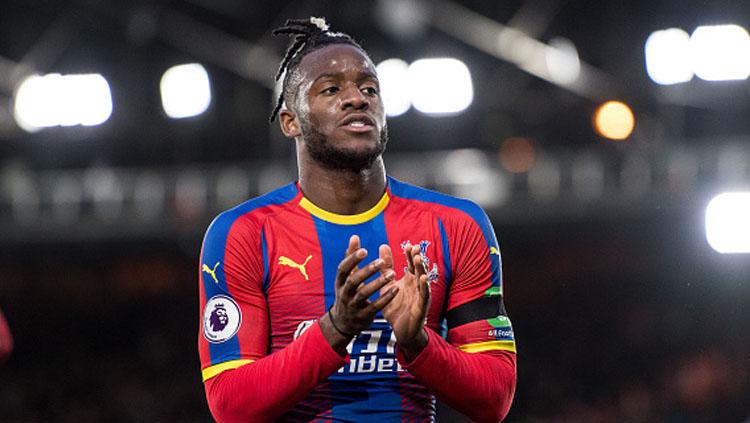 Michy Batshuayi, striker Chelsea yang sedang dipinjamkan ke Crystal Palace. Copyright: INDOSPORT