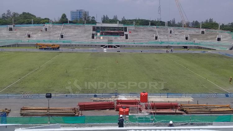 Progres pembangunan Stadion Manahan