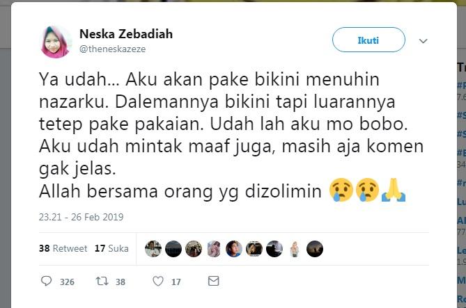 Balasan akun @theneskazeze tentang nazar berbikininya Copyright: twitter